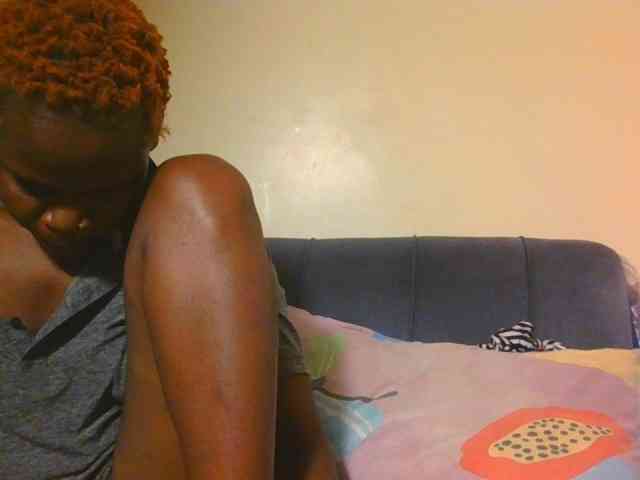 Midnightwhisper01 webcam