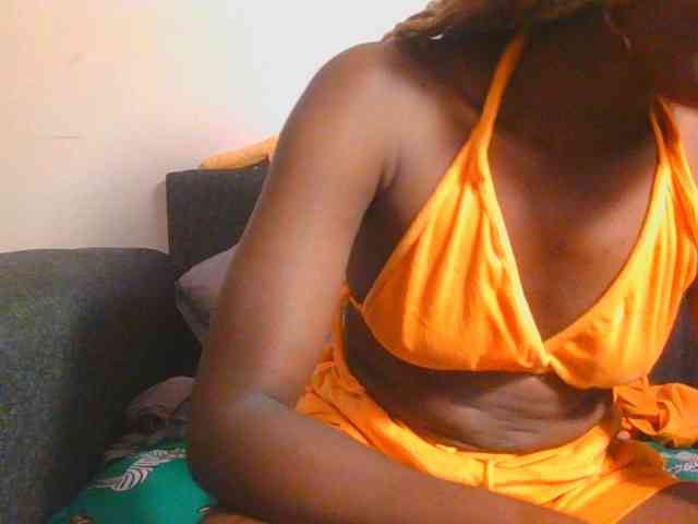 Midnightwhisper01 webcam