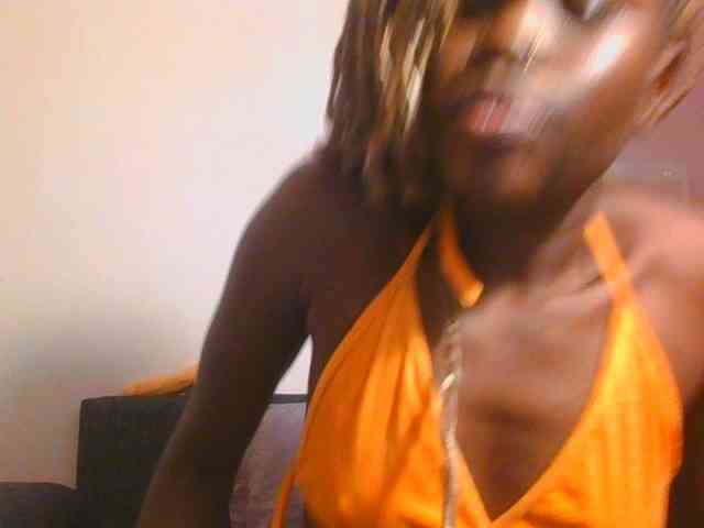 Midnightwhisper01 webcam