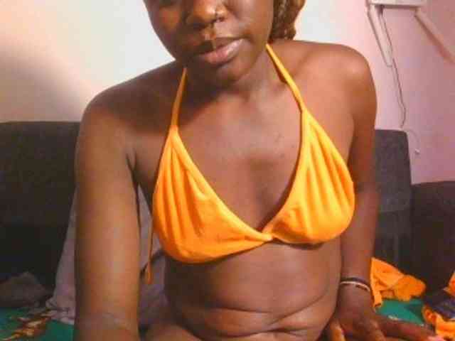 Midnightwhisper01 webcam