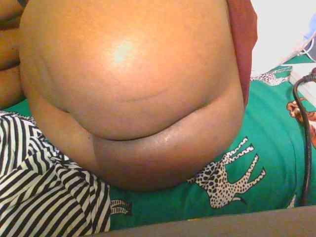 Midnightwhisper01 webcam