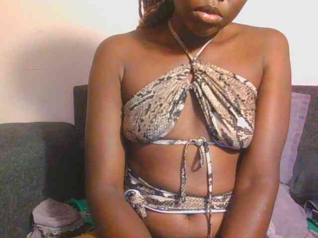 Midnightwhisper01 webcam