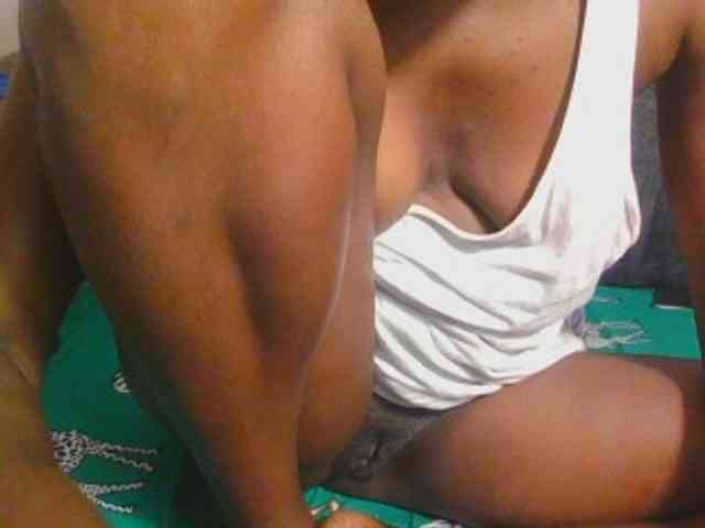 Midnightwhisper01 webcam