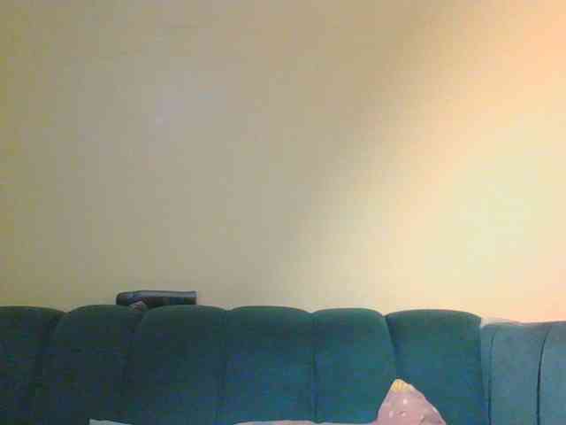 Midnightwhisper01 webcam