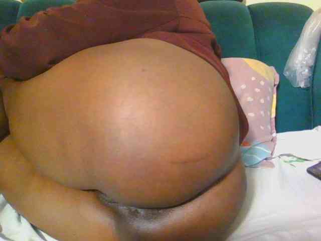 Midnightwhisper01 webcam