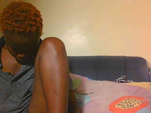 Midnightwhisper01 webcam