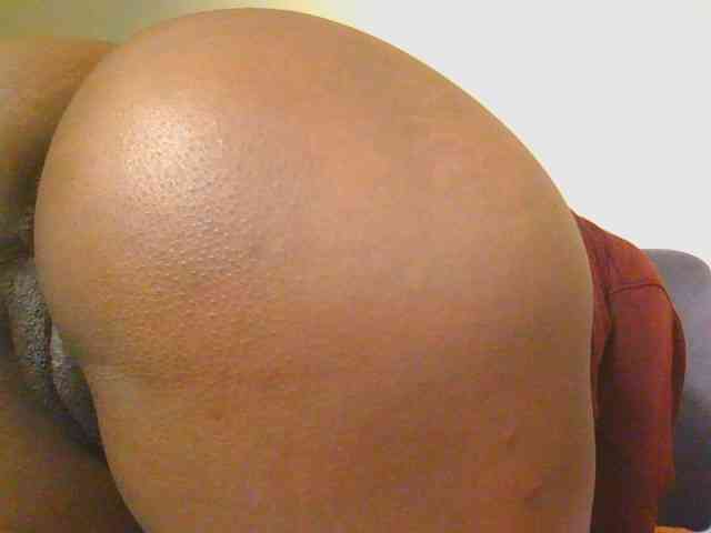Midnightwhisper01 webcam