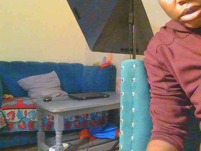 Midnightwhisper01 webcam