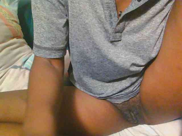 Midnightwhisper01 webcam