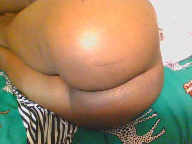 Midnightwhisper01 webcam