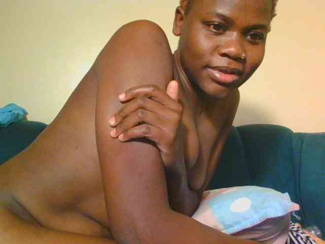 Midnightwhisper01 webcam