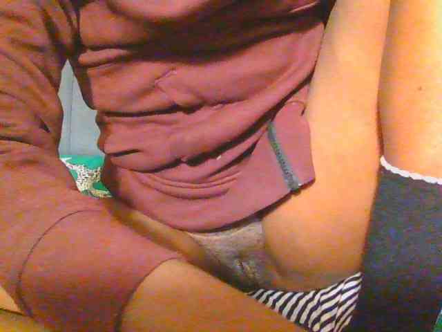 Midnightwhisper01 webcam