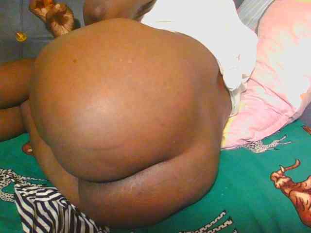 Midnightwhisper01 webcam