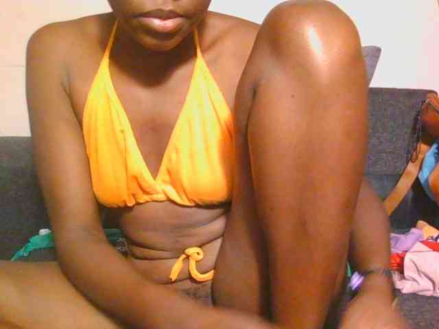 Midnightwhisper01 webcam