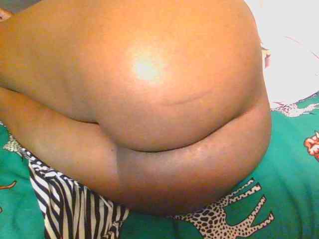 Midnightwhisper01 webcam
