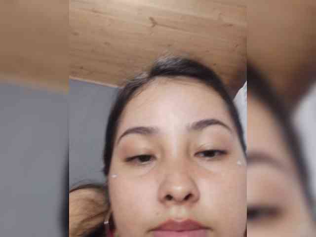 IvannaVega26 webcam
