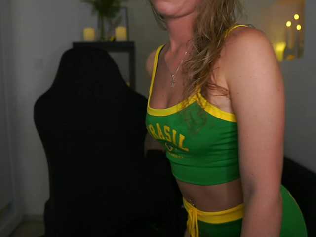 VivienVance live cam on BongaCams