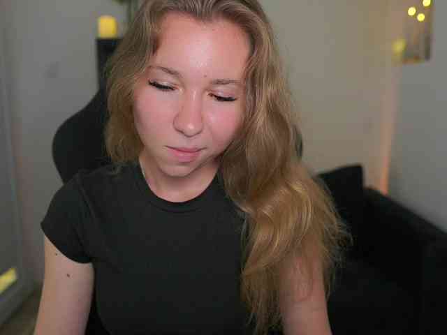VivienVance webcam