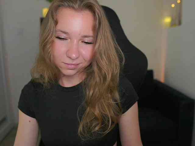 VivienVance webcam