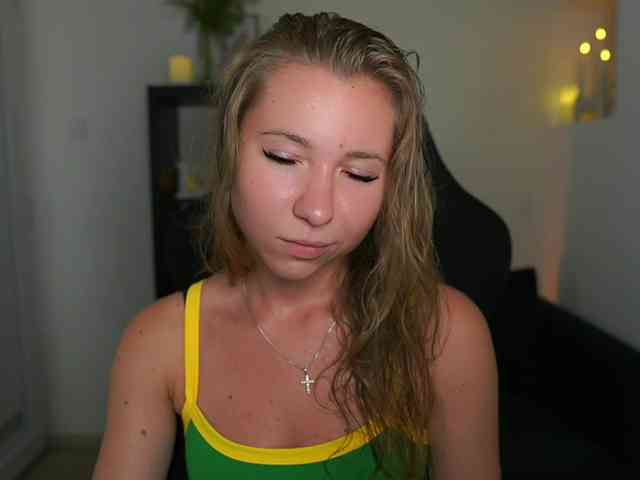 VivienVance webcam