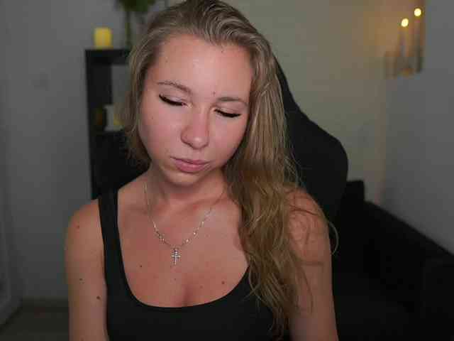 VivienVance webcam