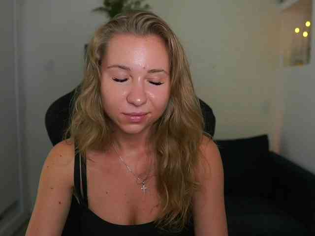 VivienVance webcam