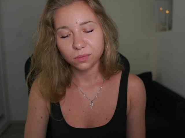 VivienVance webcam