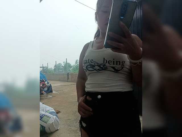 sena-baby live cam on BongaCams