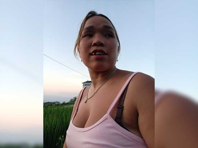 sena-baby live cam on BongaCams