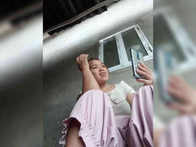 sena-baby webcam