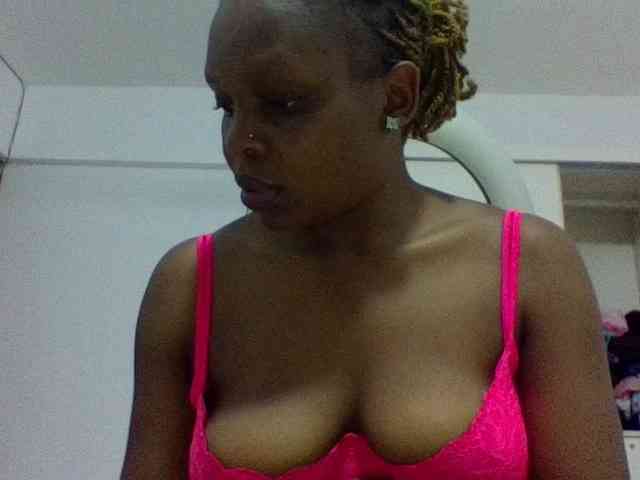 peachmodeon webcam