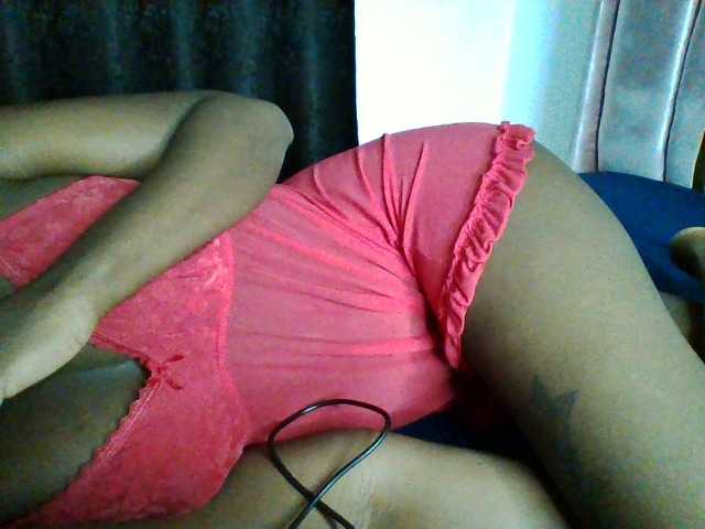 Bebes22 live cam on BongaCams