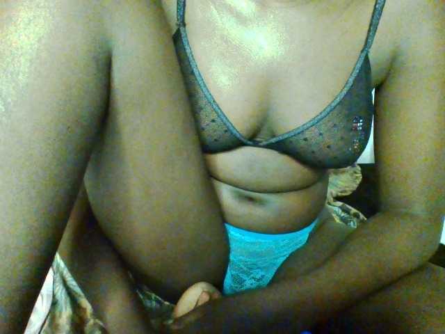 Bebes22 live cam preview