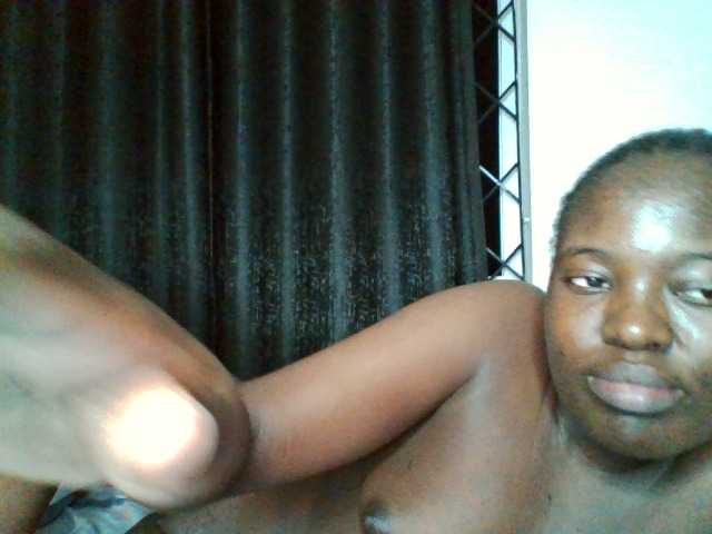 Bebes22 live cam on BongaCams