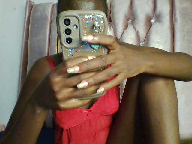 Bebes22 live cam on BongaCams