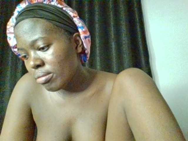 Bebes22 live webcam show