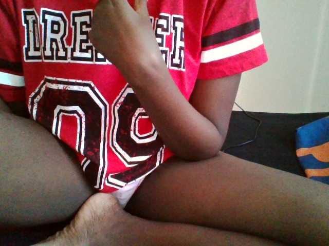 Bebes22 live cam on BongaCams