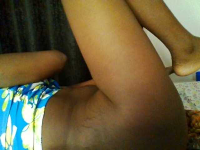 Bebes22 live webcam show