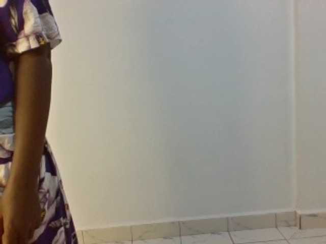 Bebes22 live cam on BongaCams