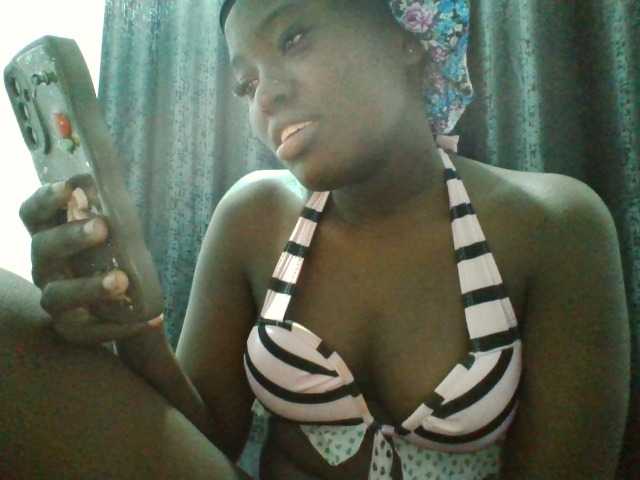 Bebes22 live cam preview