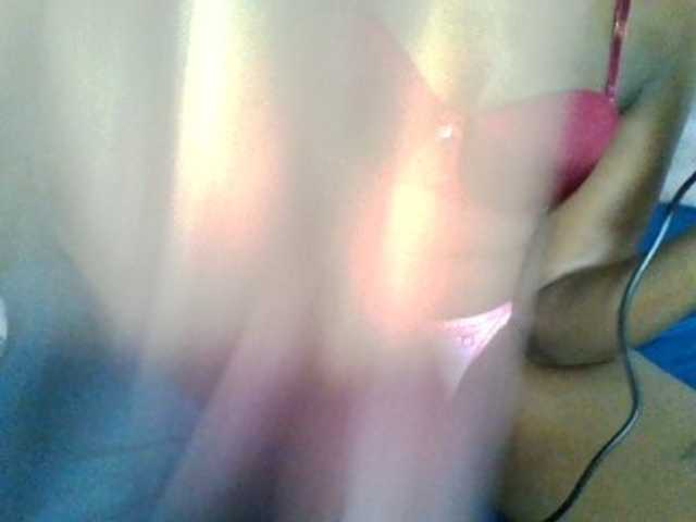 Bebes22 live cam on BongaCams