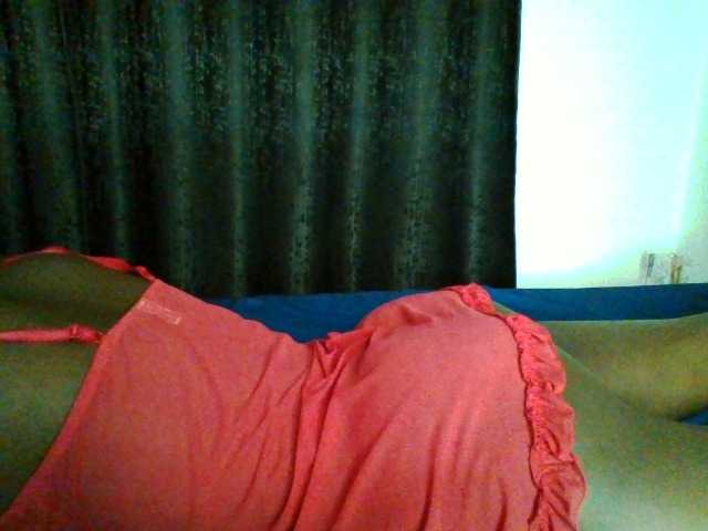 Bebes22 live cam on BongaCams