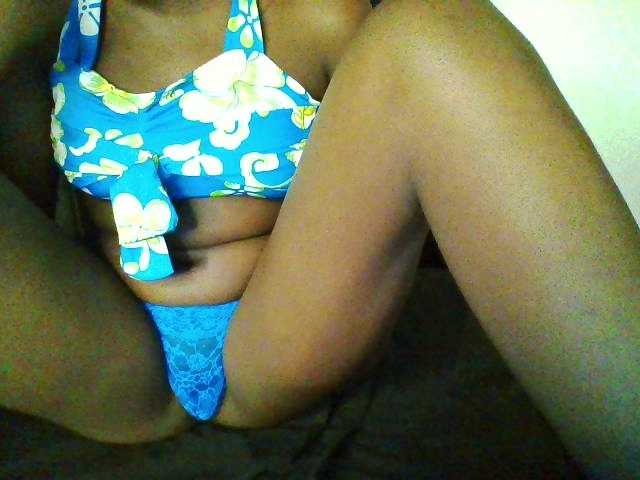 Bebes22 — live female cam
