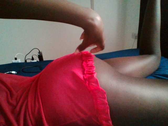 Bebes22 live cam on BongaCams