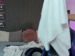 lizzarobert Porn Show