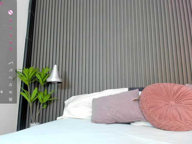 lizzarobert Live Cam on BongaCams