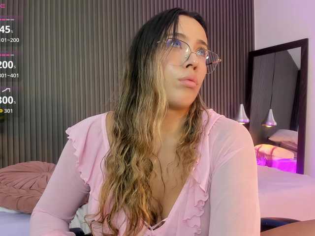 lizzarobert