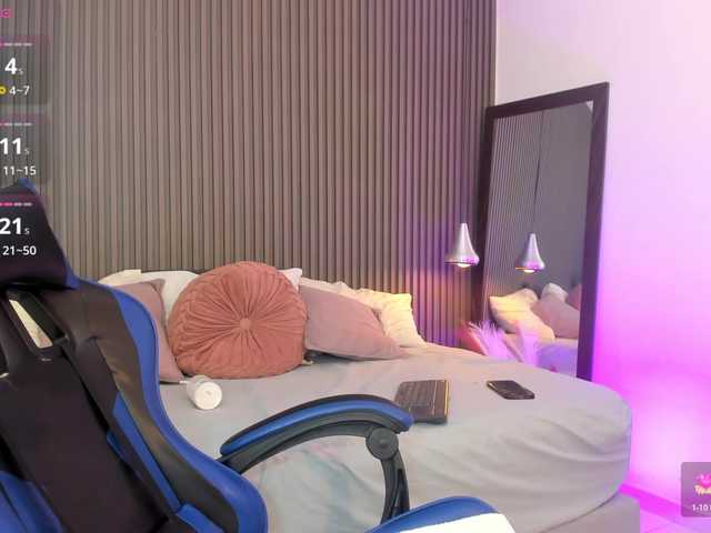lizzarobert live cam on BongaCams