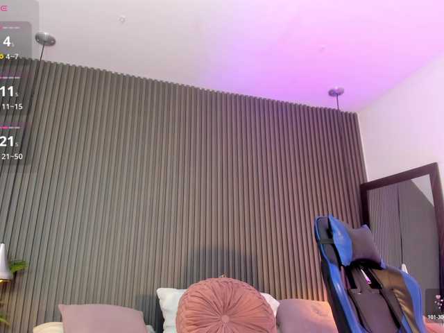 lizzarobert live cam on BongaCams