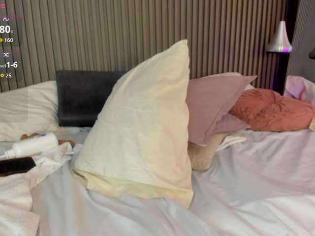 lizzarobert live cam on BongaCams